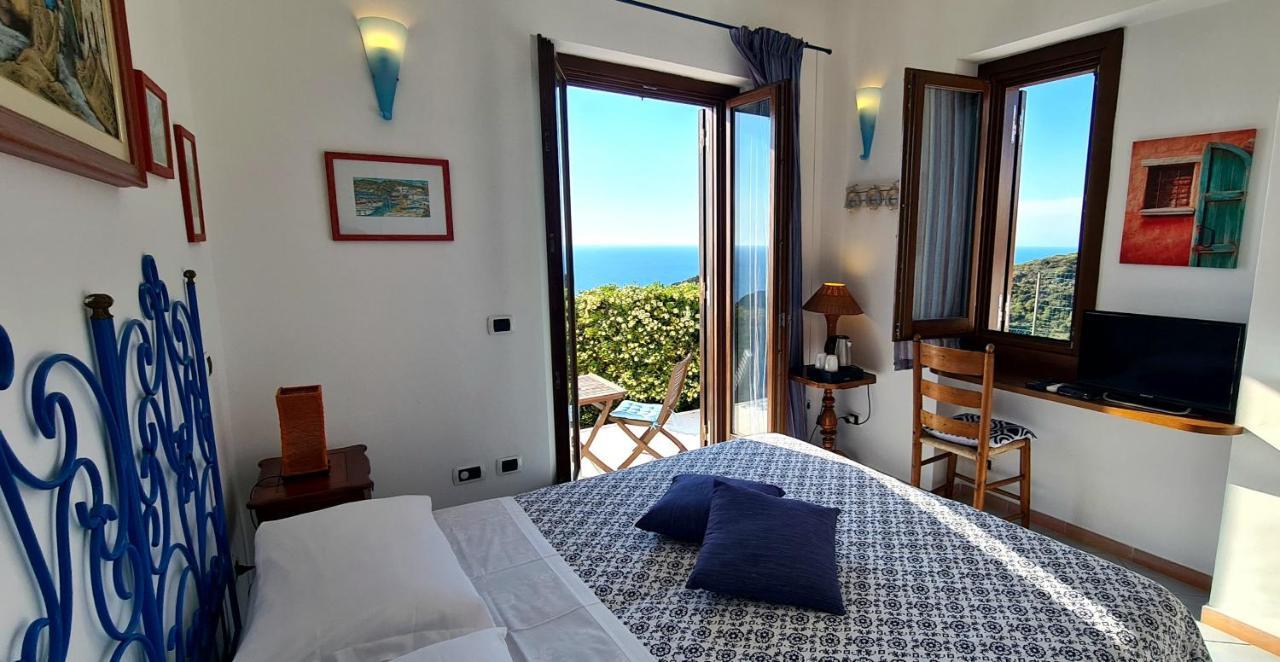 Guest House Villa Il Gabbiano Ponza Eksteriør bilde