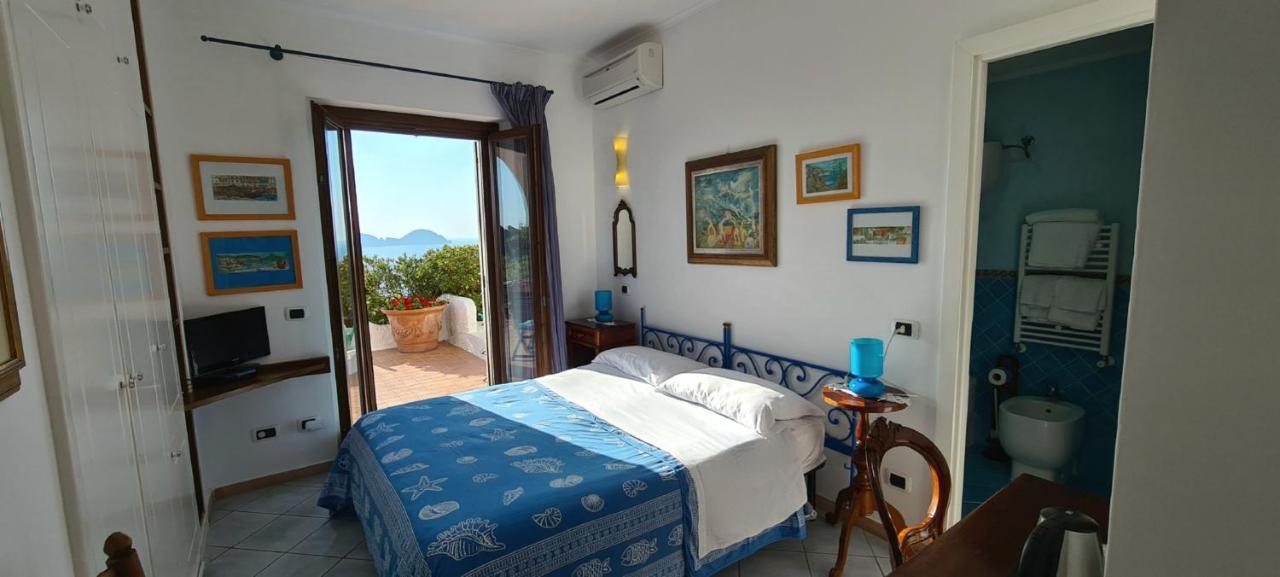 Guest House Villa Il Gabbiano Ponza Eksteriør bilde