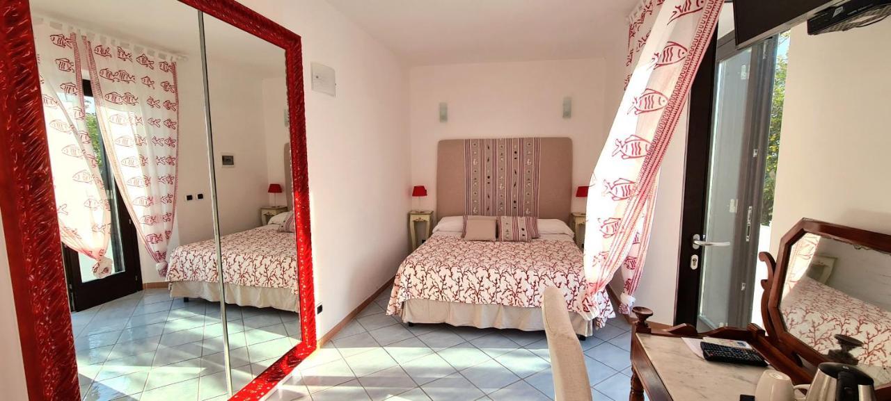 Guest House Villa Il Gabbiano Ponza Eksteriør bilde