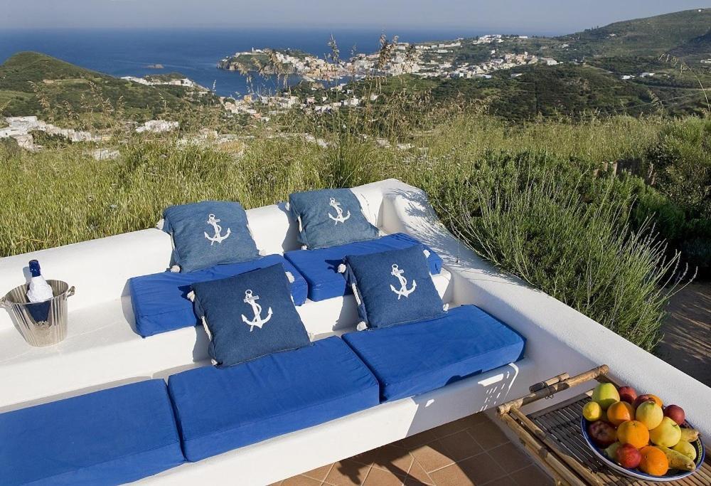 Guest House Villa Il Gabbiano Ponza Eksteriør bilde